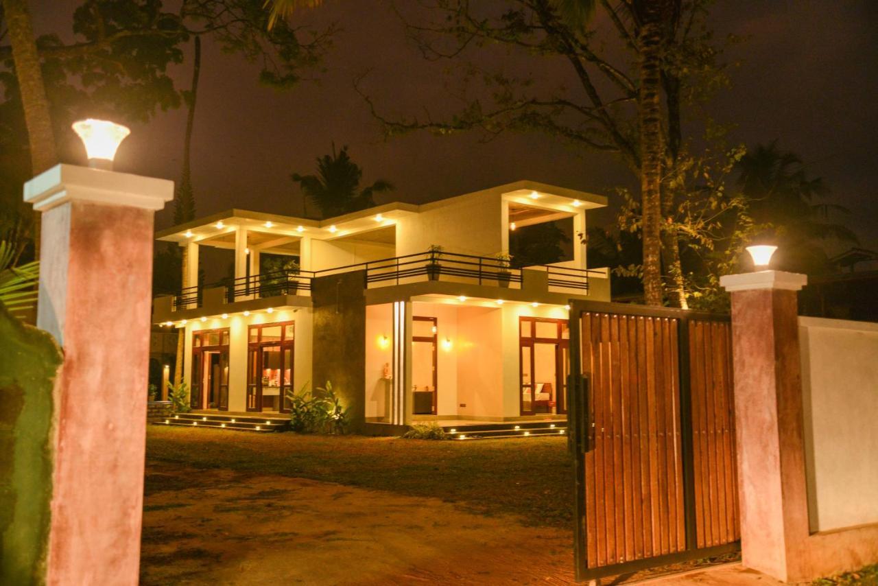 Yehen'S Villa Unawatuna Exterior photo